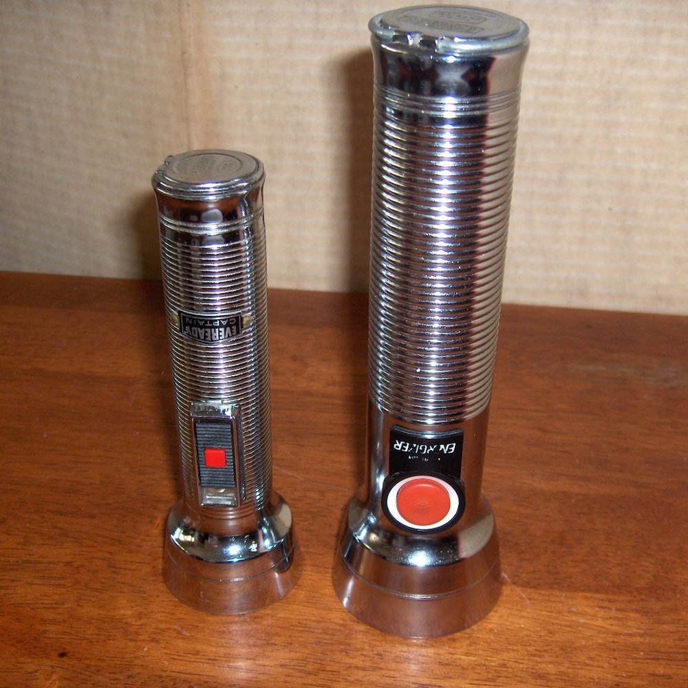Eveready Flashlights Lot of 2